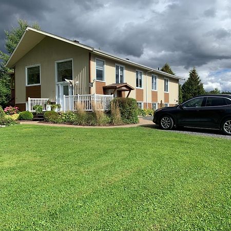 Aux quatre vents 4 1/2 logement entier et privé Lac-Mégantic Esterno foto